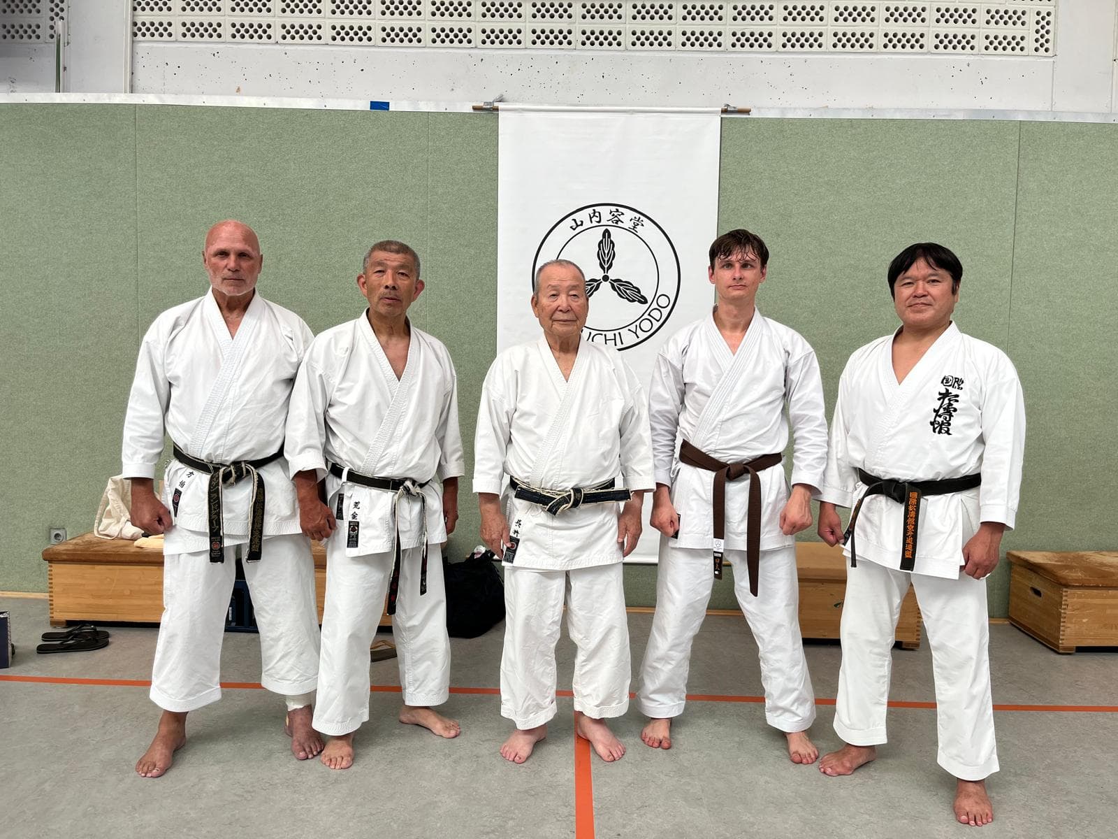 Gruppenfoto mit den Sensei beim Natsu Gasshuku 2026 in Ostbevern